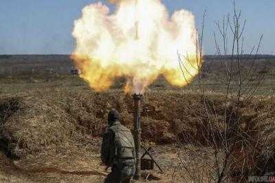Боевики обстреляли Водяное из гранатометов, а Троицкое - из минометов