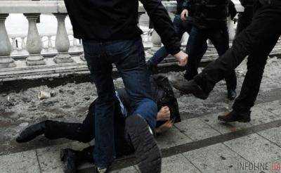 В центре Киева устроили массовое побоище: дрались более 100 человек