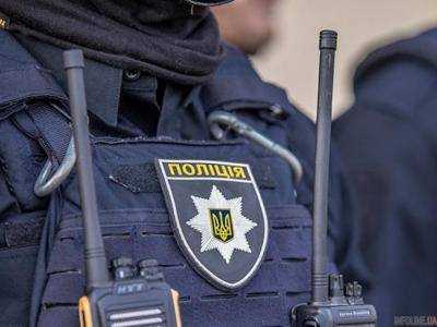 В Харьковской области полицейский и чиновник участвовали в сбыте наркотиков