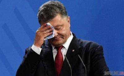 В Запорожье на митинге Порошенко сорвал с девушки шапку. Опубликовано видео