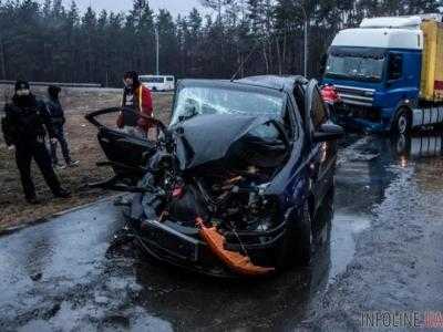Под Киевом произошло серьезное ДТП: опубликованы жуткие фото с места ЧП