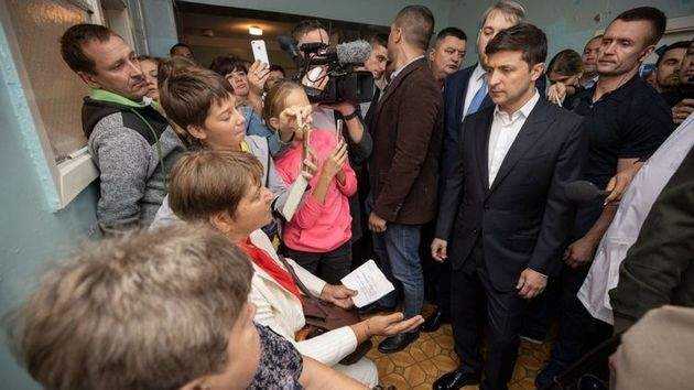 Реали украинцев  или Как Зеленский инспектировал больницу в Борисполе