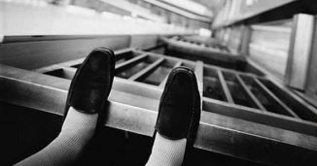 15-летняя школьница в Херсоне устроила самоубийство в прямом эфире