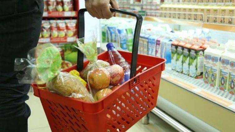 Как крепкая гривна и жадность продавцов сделали украинскую еду дороже, чем в Европе