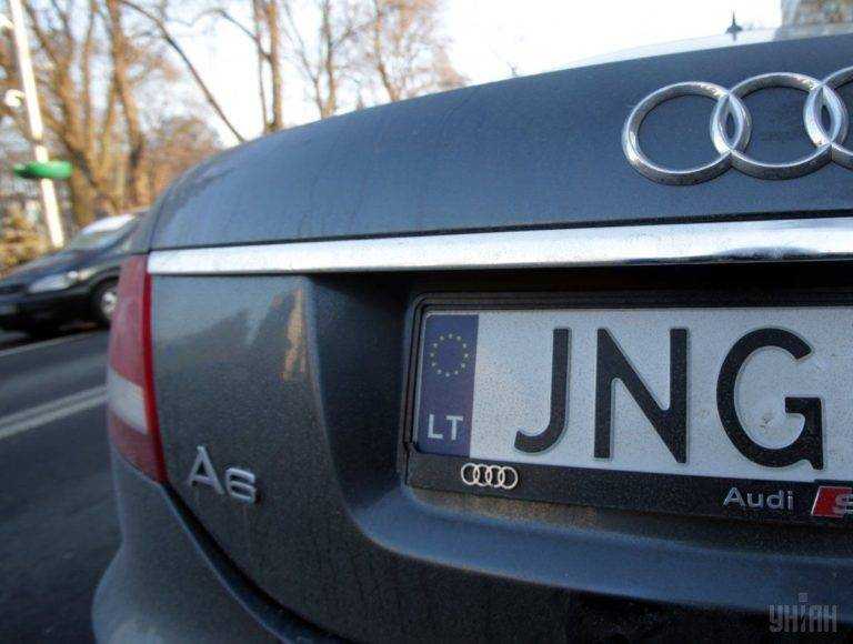 В Украине упростят растаможку автомобилей