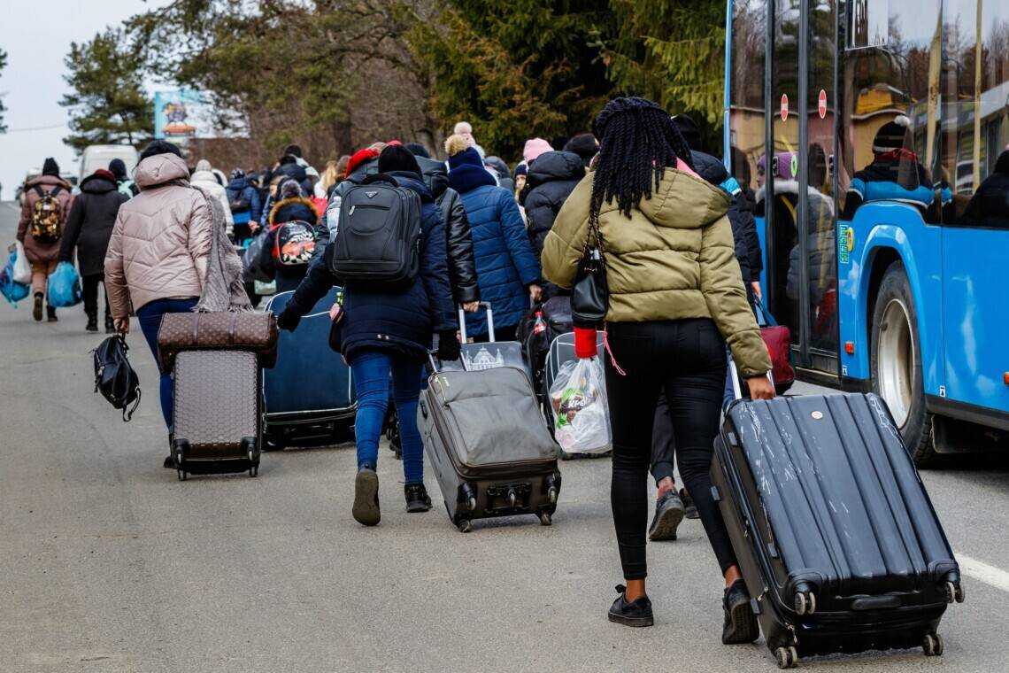 Українцям дозволили залишатися в Азербайджані безстроково