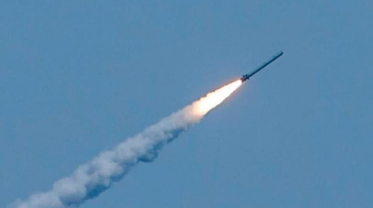 Ракетний удар по Запоріжжю: у місті частково повернули світло