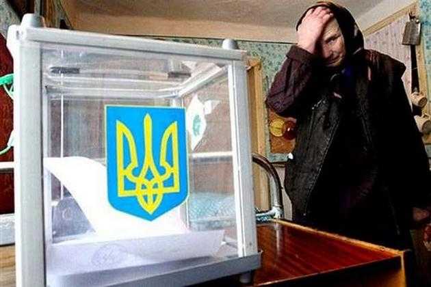 Рейтинги партий резко изменились: Порошенко наступает на пятки
