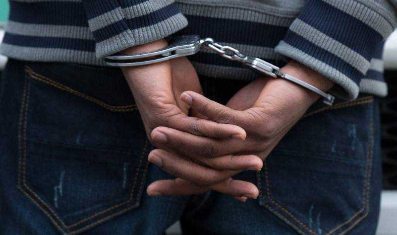 В Киеве поймали вора, ограбившего дедушку в подъезде