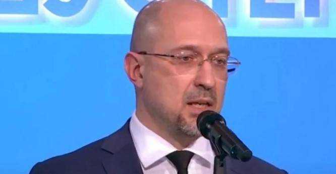 В мае надо работать: Шмыгаль сделал важное заявление