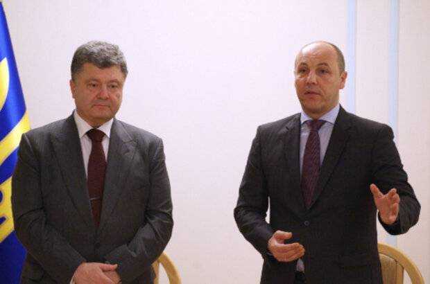Бедные дети! Парубия и Порошенко готовят к преподаванию на телеканалах