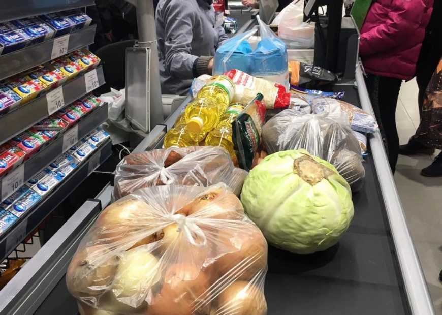 Названы продукты, которые разрушают психику человека