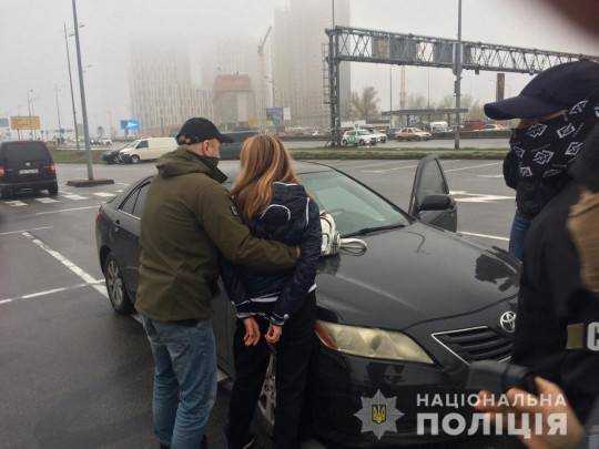 За 10 тысяч долларов: киевлянка заказала убийство любовницы мужа