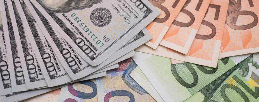 Доллар и евро в Украине изменили свою стоимость