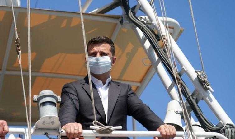 Ради Зеленского убрали мусорные баки, одесситов наказали: что творят чиновники