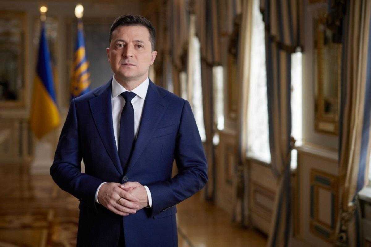 Президент привітав військових з Днем Сухопутних військ України
