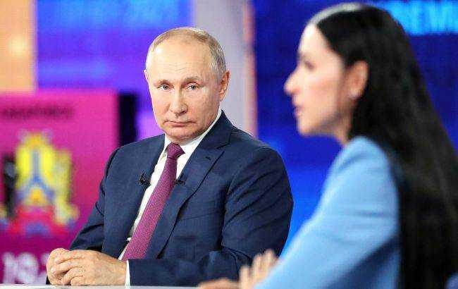 Путін має намір зміцнювати "братські зв'язки" росіян з білорусами і українцями