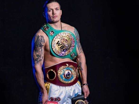 Усик о предстоящем бое за титул WBO: хотел первым побить Джошуа