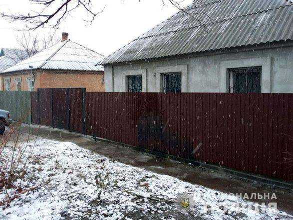 Зарубав листоношу та вкрав 18 тисяч гривень: на Рівненщині затримали неповнолітнього