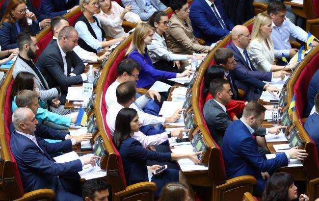 Рада приняла за основу законопроект о предоставлении статуса добровольцам