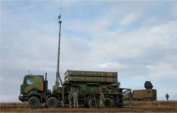 Италия привела в боеготовность, развернутую в Словакии систему ПВО SAMP/T