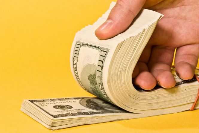 Як зміниться курс долара: прогноз аналітика на тиждень