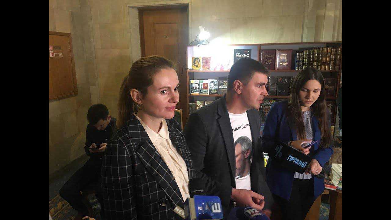 "Слуги народа" исключили из фракции Скороход и Полякова
