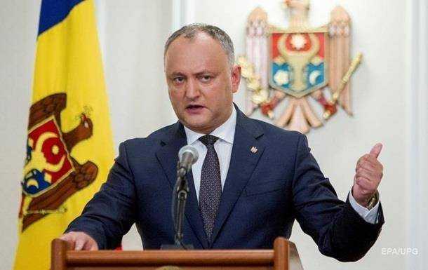 Конституционный суд Молдовы отстранил от должности президента Додона
