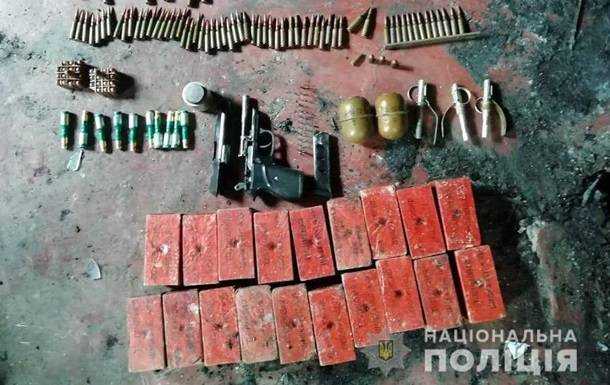 В Херсонской области обнаружили тайник со взрывчаткой