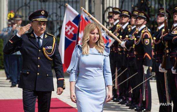 Новая президент Словакии приняла присягу