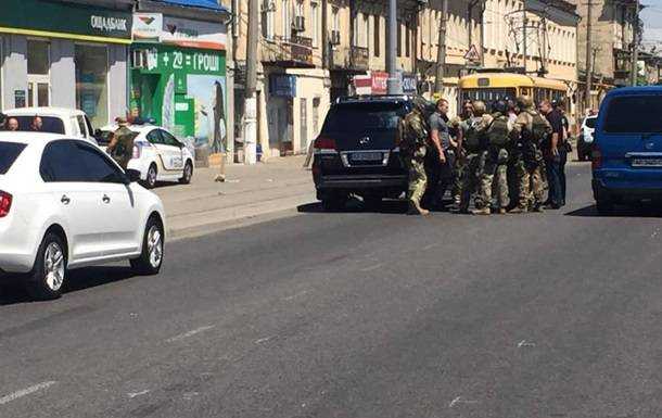 В Одессе взяли в заложницы сотрудницу кредитного учреждения