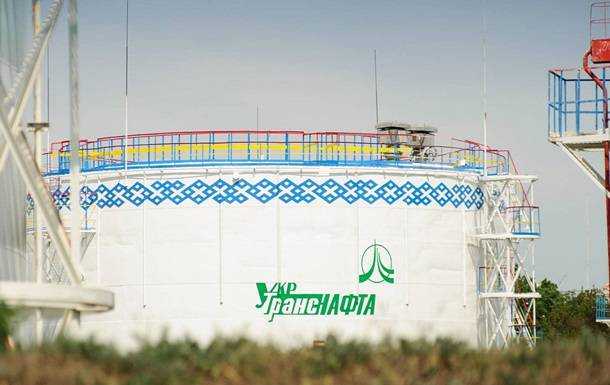 Укртранснафта начала прокачку американской нефти