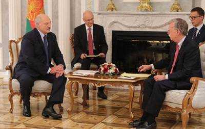 Лукашенко не против присоединения США к нормандскому формату