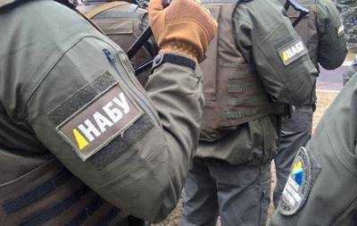 НАБУ сказало, что делает с жалобами на коррупцию