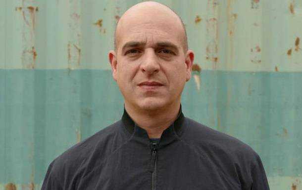 В сети впервые появилось фото художника Banksy