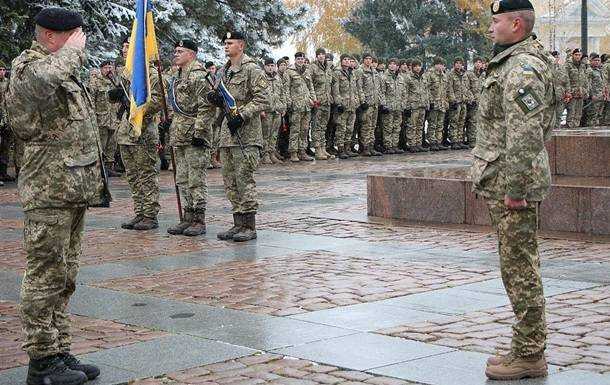 В Украине снова пойдут в армию с 18 лет