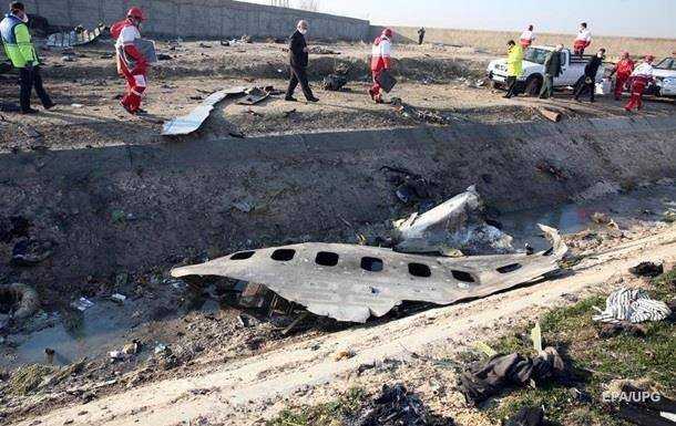 В Иране обломки самолета разобрали на металлолом - эксперт