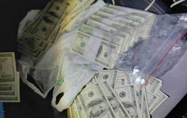 В Полтаве задержали налоговика на взятке в $85 тысяч