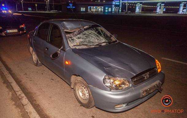 В Днепре авто насмерть сбило двух человек