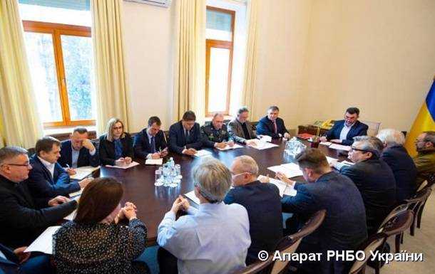 На СНБО обсудили ситуацию с коронавирусом