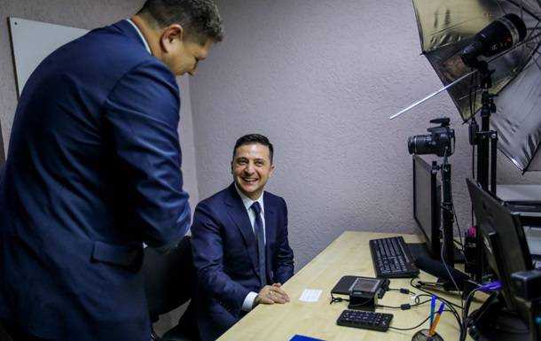 Зеленский получил ID-карту