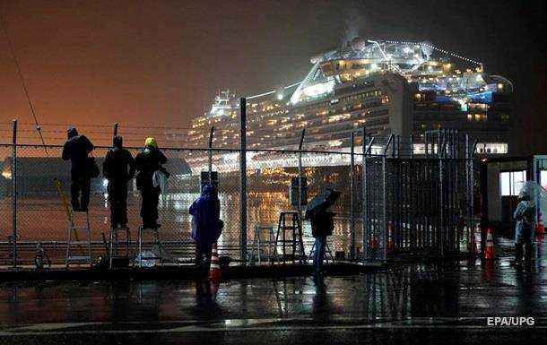 На Diamond Princess новая сотня зараженных коронавирусом