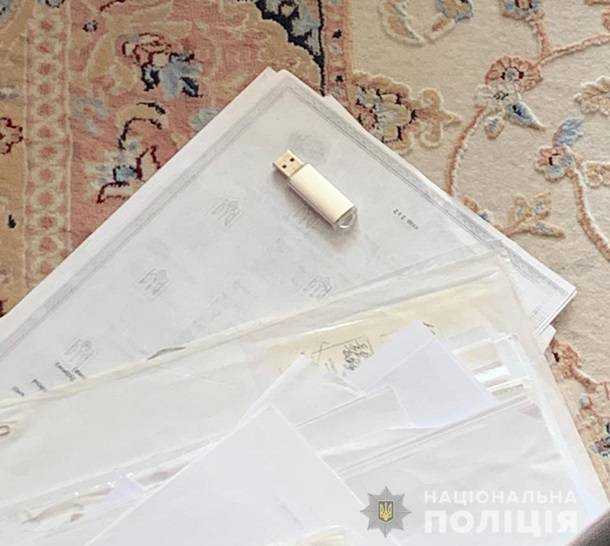 Группа мошенниц обманула жителей Днепра на 10 миллионов