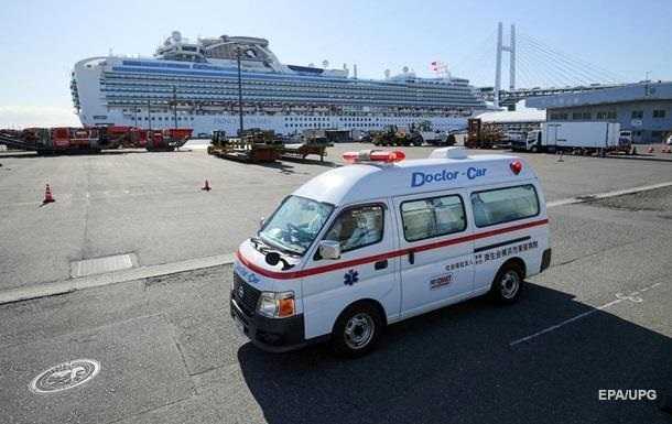 На Diamond Princess коронавирус у 4 украинцев