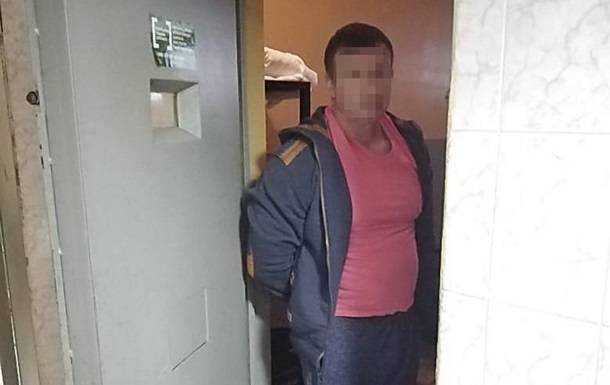 В Киеве задержали мужчину за нападение на съемочную группу телеканала