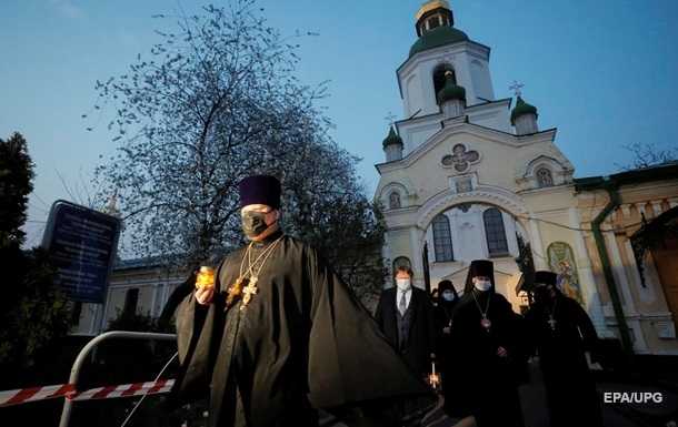 В Лавре все священники заразились коронавирусом