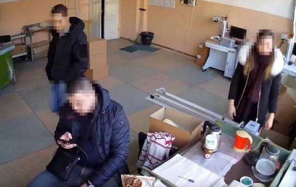В Одессе копы во время обыска обворовали предприятие