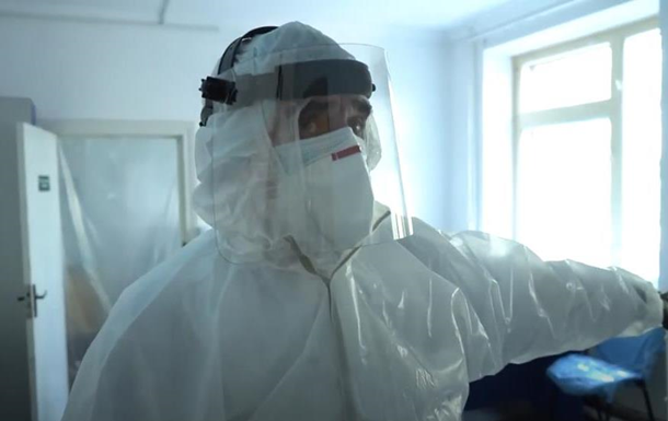 В Черновцах журналистам показали реанимацию