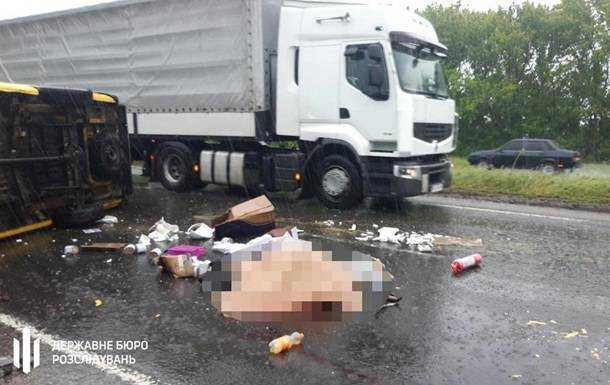 На Полтавщине полицейские попали в ДТП, есть жертвы