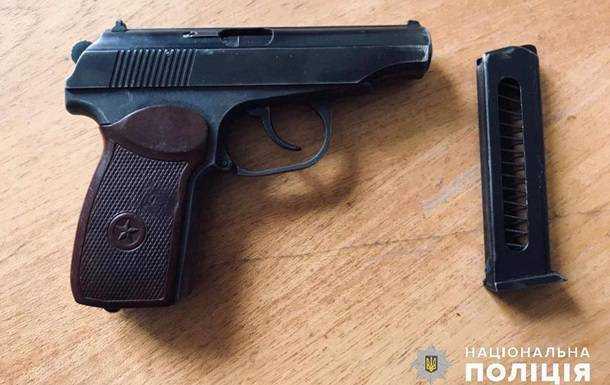 Под Киевом бывший коп устроил стрельбу, есть пострадавшие